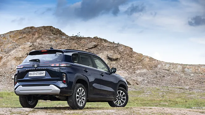 Maruti Suzuki Grand Vitara Right Rear Three Quarter