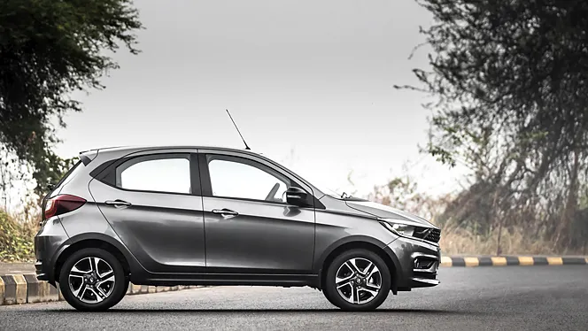 Tata Tiago Right Side View