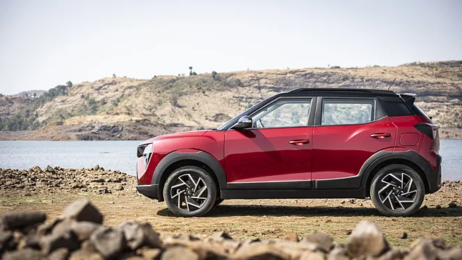 Mahindra XUV 3XO Left Side View